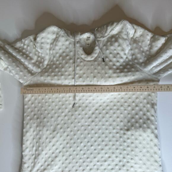 Dylan Womens Polka Dots Faux Fur Pullover in White Sz M | Comfy Cozy Casual Soft - Picture 14 of 15